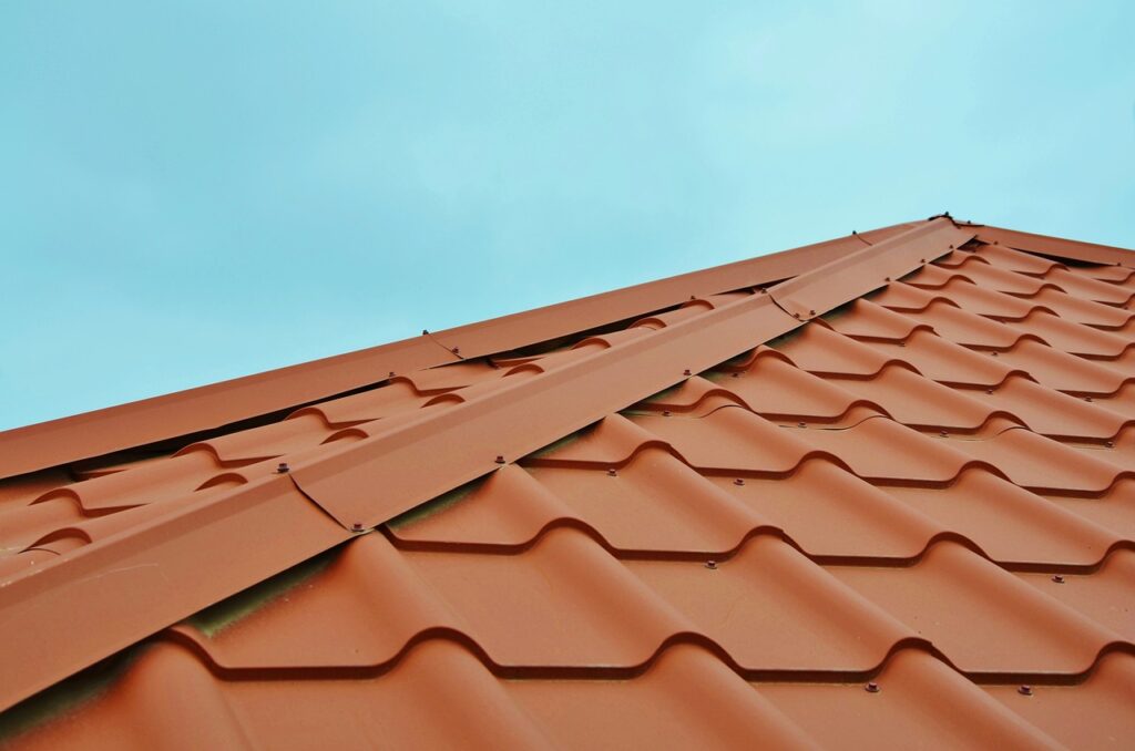 roof, house, building, house roof, architecture, construction, sky, roofing, nature, repair, exterior, rooftop, structure, brown house, brown construction, roof, roof, roof, roof, roof, house roof, roofing, roofing, roofing, roofing, rooftop
